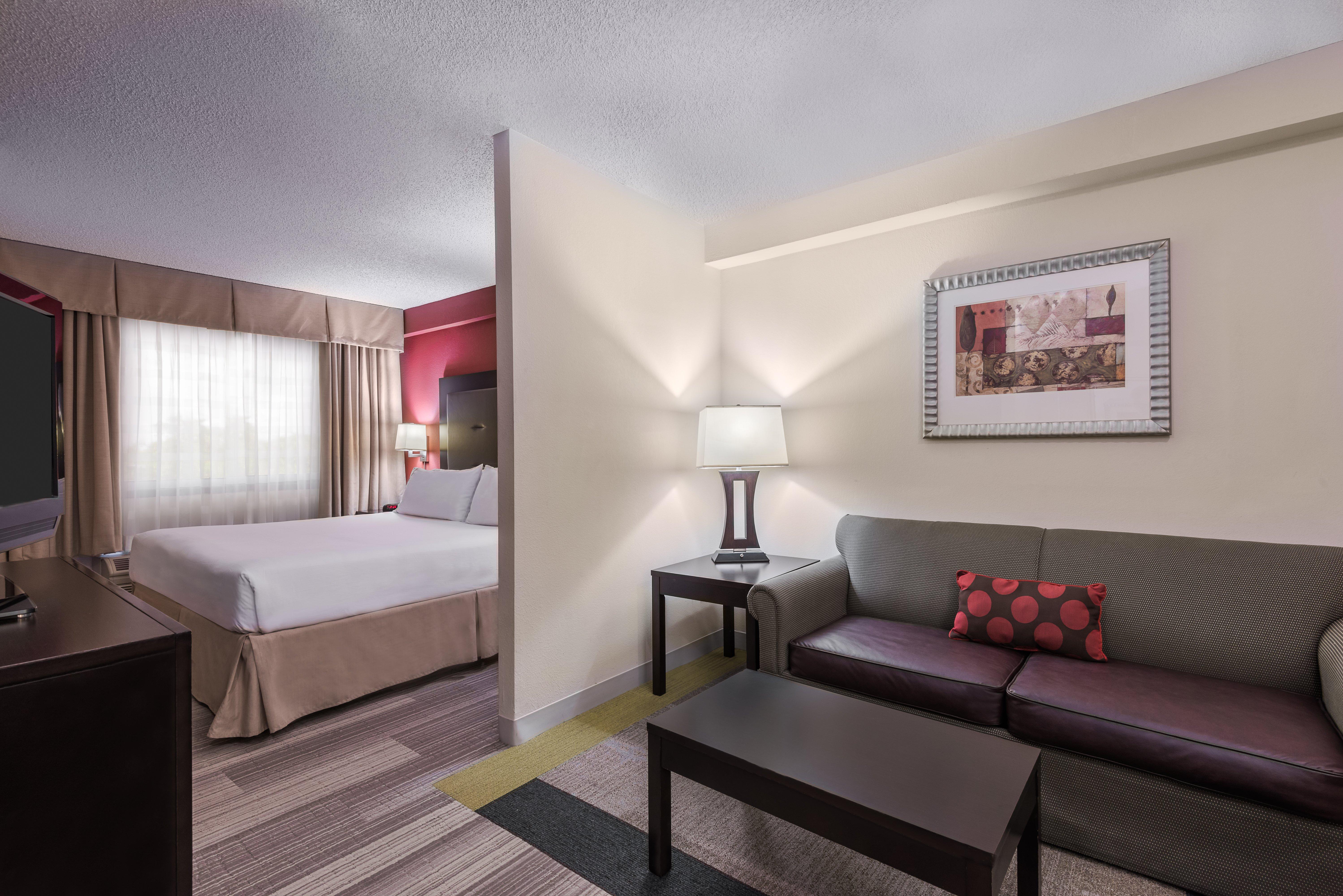Holiday Inn Express Hotel & Suites Kendall East-Miami By Ihg Экстерьер фото