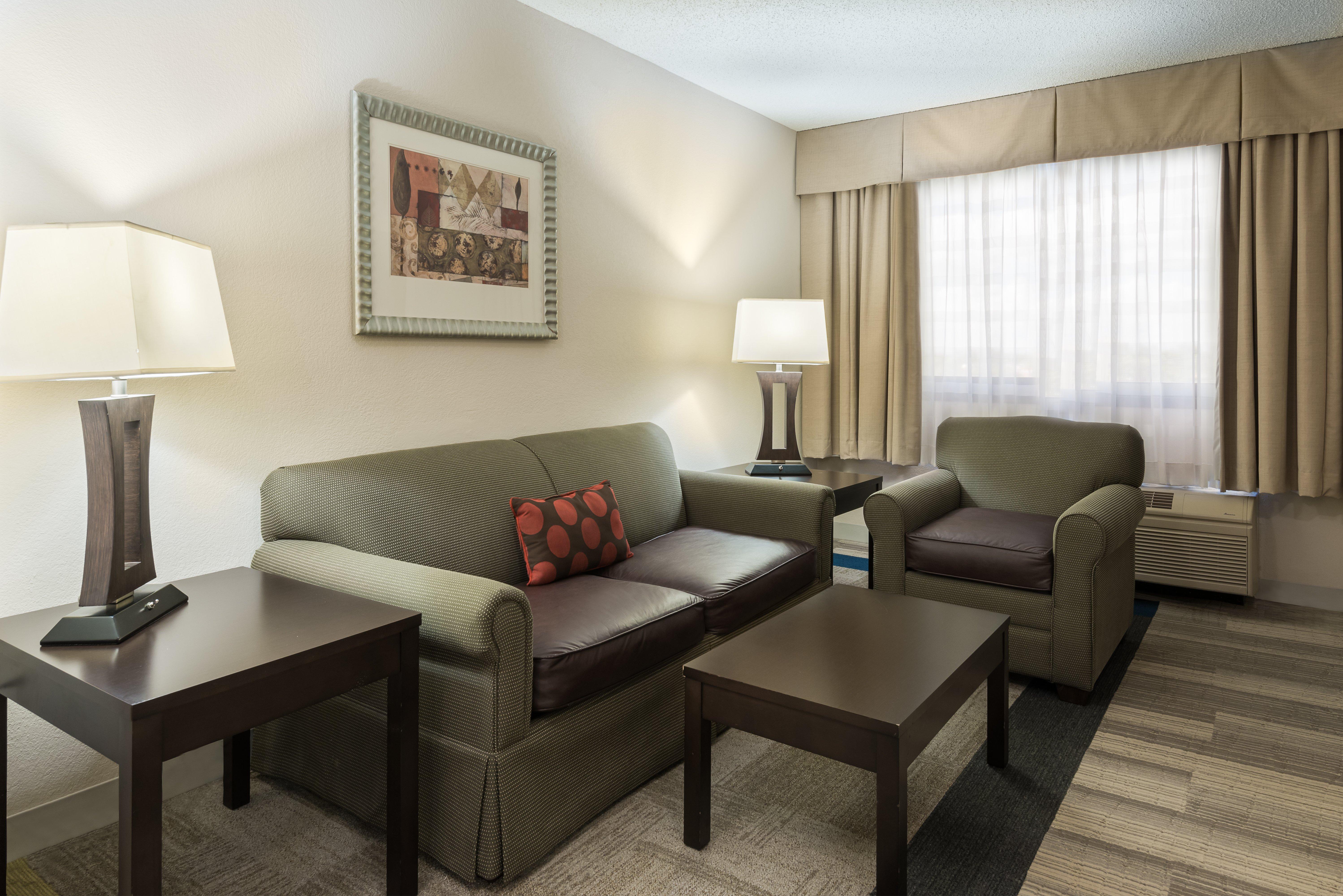 Holiday Inn Express Hotel & Suites Kendall East-Miami By Ihg Экстерьер фото