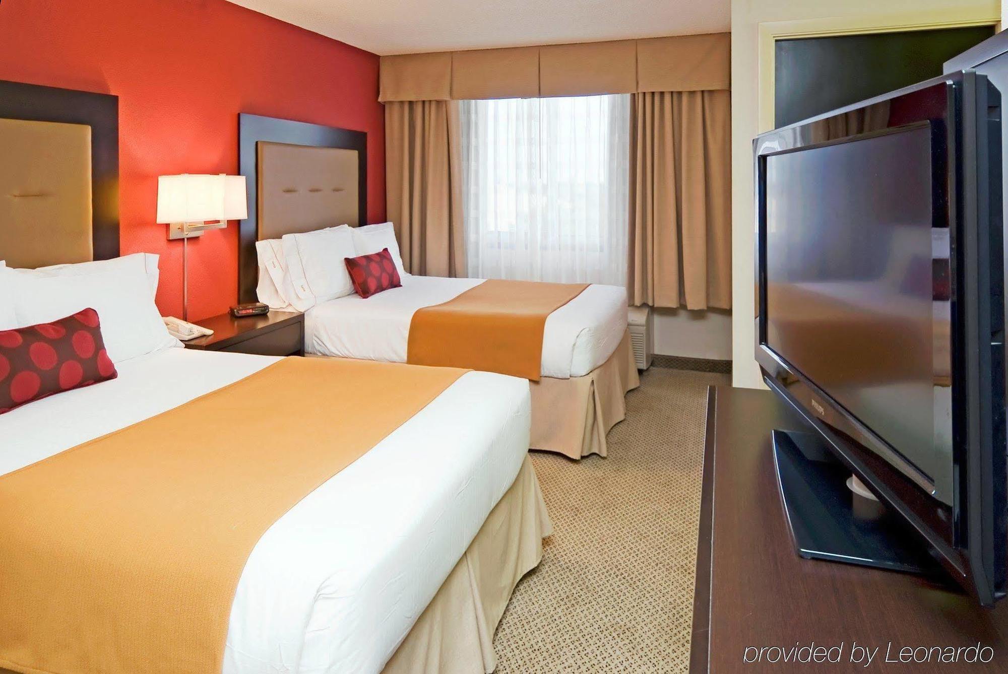 Holiday Inn Express Hotel & Suites Kendall East-Miami By Ihg Номер фото